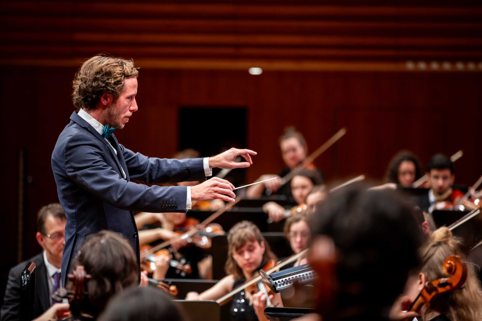 Joseph Sieber conducting